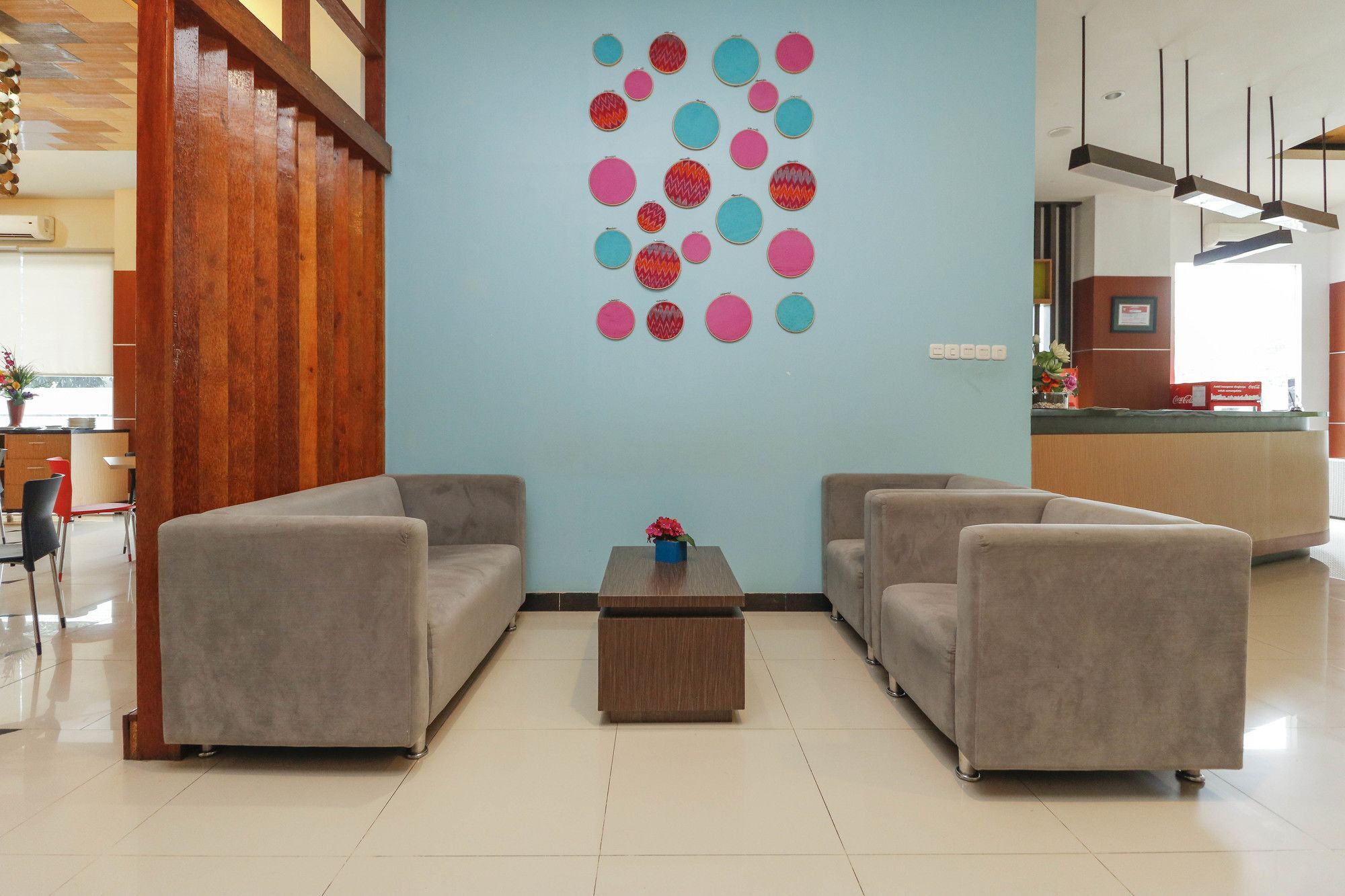 Reddoorz Plus Near Pantai Losari Macáçar Exterior foto