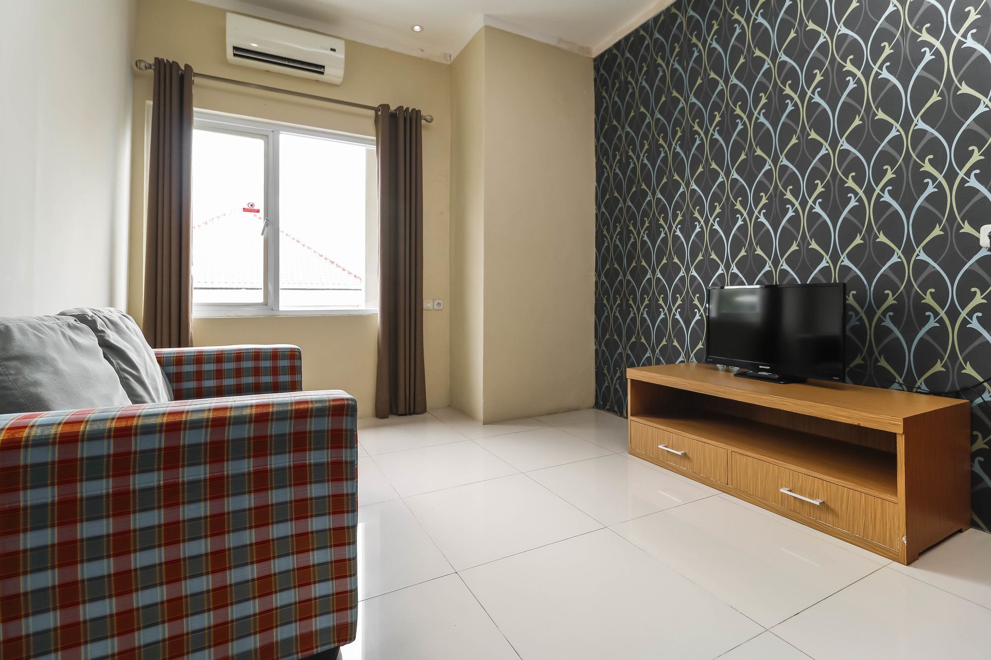 Reddoorz Plus Near Pantai Losari Macáçar Exterior foto